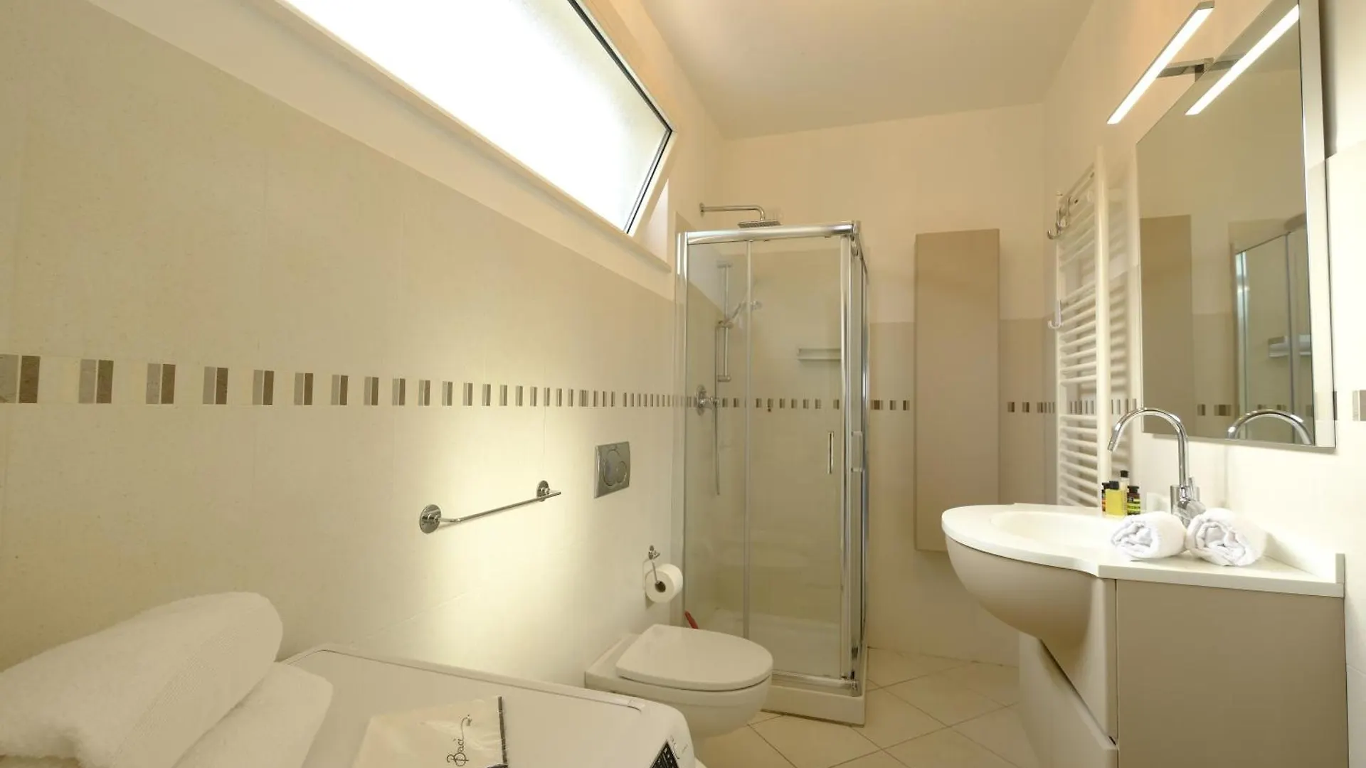Mima61 - Appartamento Con Piscina, Giardino E Posti Auto A 50Mt Dal Centro ميلانو ماريتيما 0*,